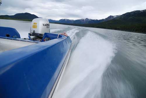 t-speedboat-2.jpg