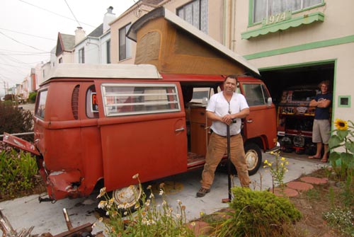 bm-aldensbus.jpg